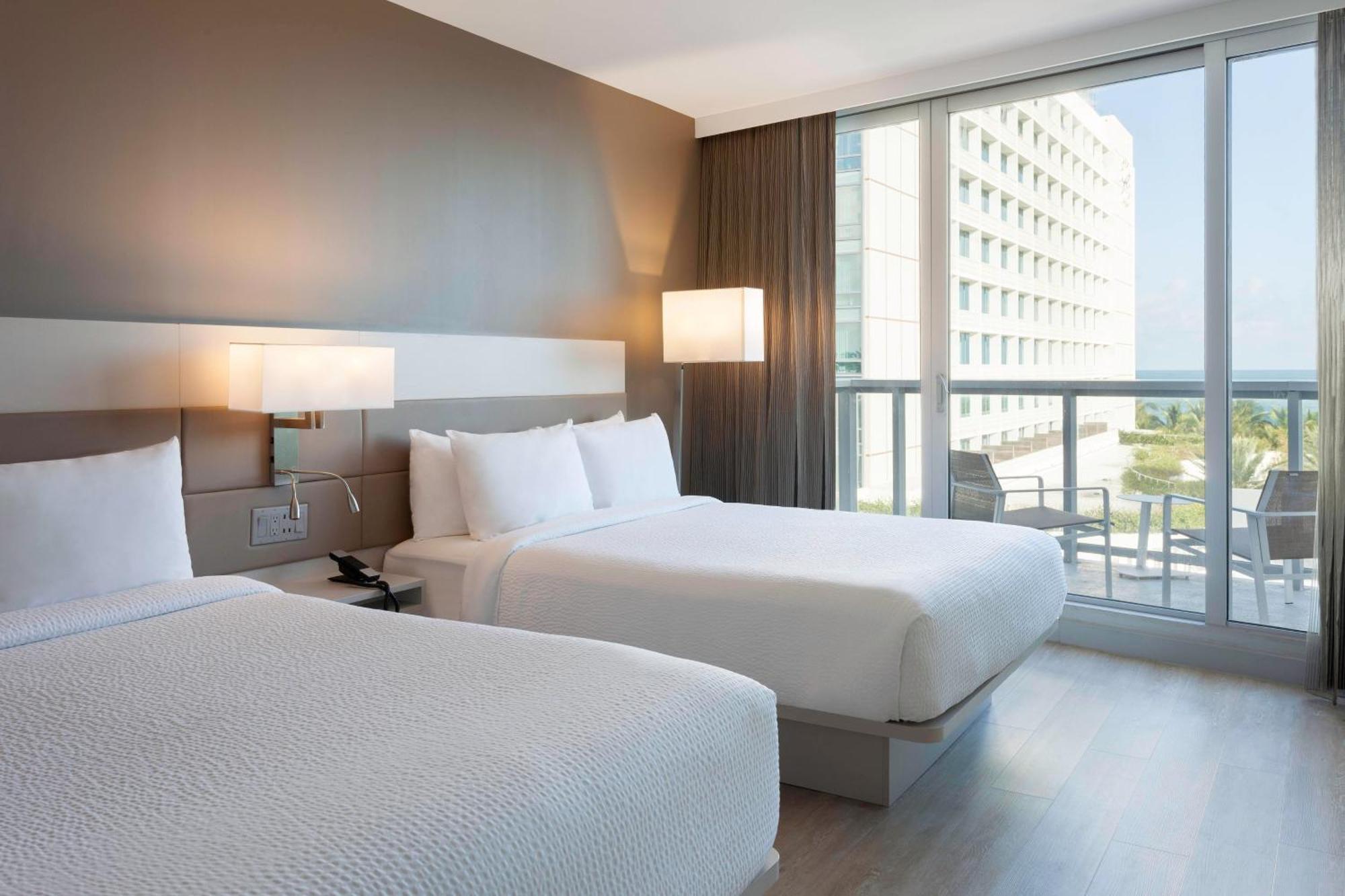Ac Hotel By Marriott Miami Beach Exteriör bild
